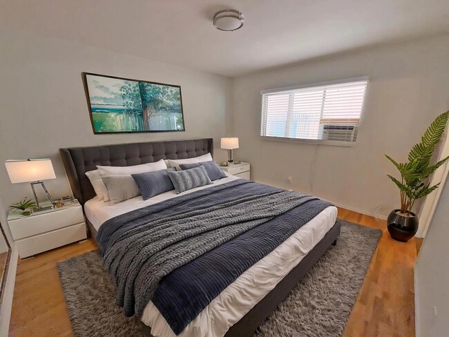 Photo - The Alamar Unit 14