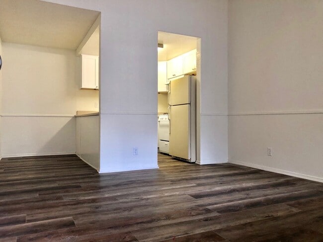 Photo - West Ventura Apartment Unit 6F