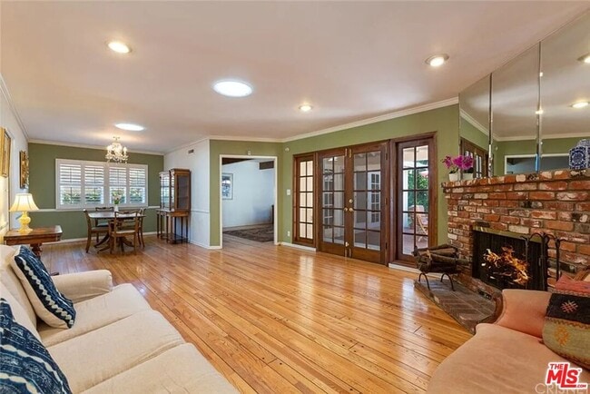 Photo - 5849 Goodland Ave