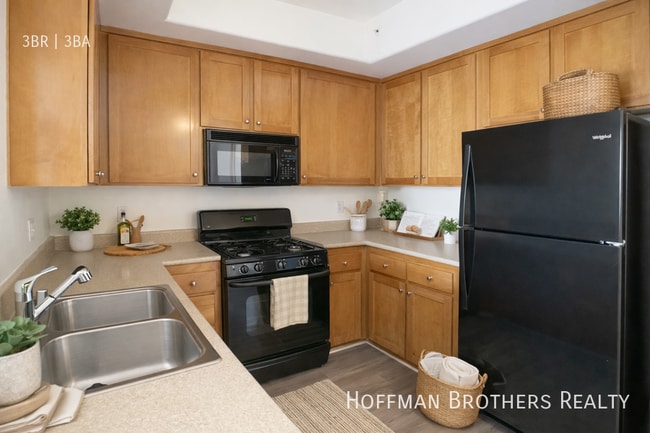 Photo - 7395 W Manchester Ave Unit 207