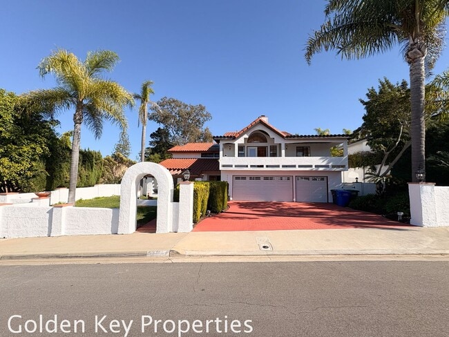 Building Photo - Welcome to this stunning 4-bedroom, 3-bathroom home located in the desirable La Costa neighborhoo...