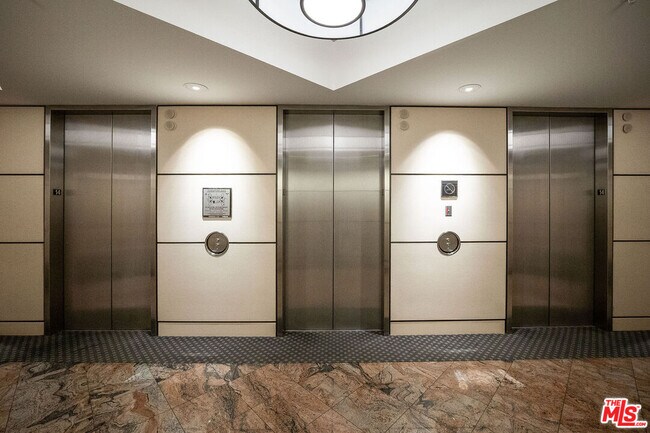 Photo - 10490 Wilshire Blvd Unit 1405