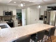 Newly remodeled - 15481 Cottonwood Cir