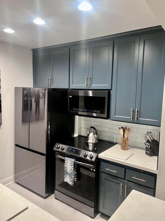 Photo - 7777 W 91st St Unit b3153