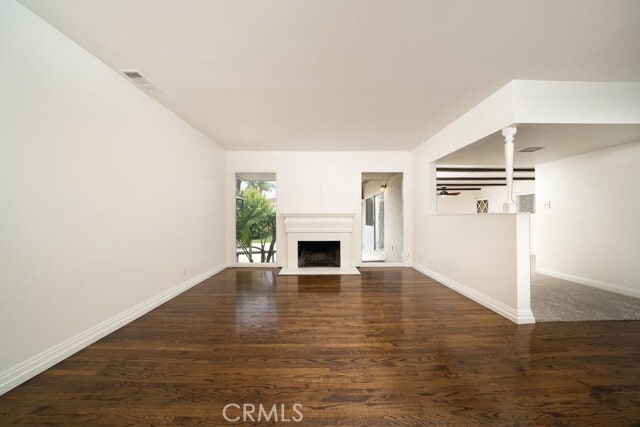 Photo - 2542 Vuelta Grande Ave