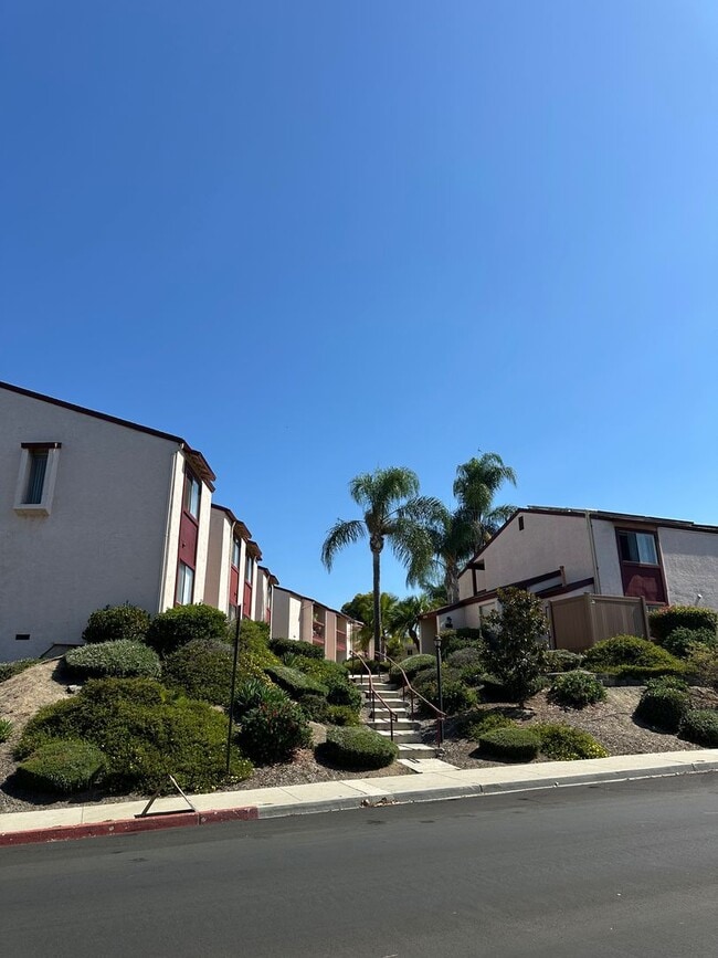 Building Photo - 5721 Lake Murray Blvd Unit 29