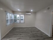 Photo - 648 Rose Ave Unit 648