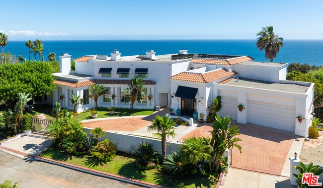 Building Photo - 26742 Via Linda St