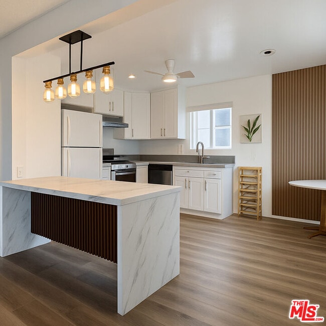 Photo - 41 Westminster Ave