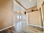 Photo - 14880 Southend St