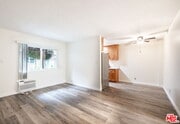Photo - 13343 Victory Blvd Condo Unit 2