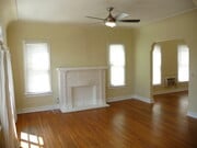 Photo - 435 1/2 N Sierra Bonita Ave Unit 435.5