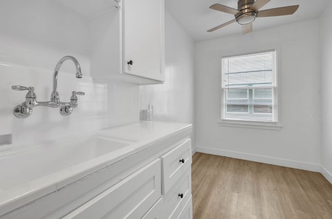 Photo - Newly Renovated Studio on 2nd Street- Steps to Alamitos Beach Unit 3207-07