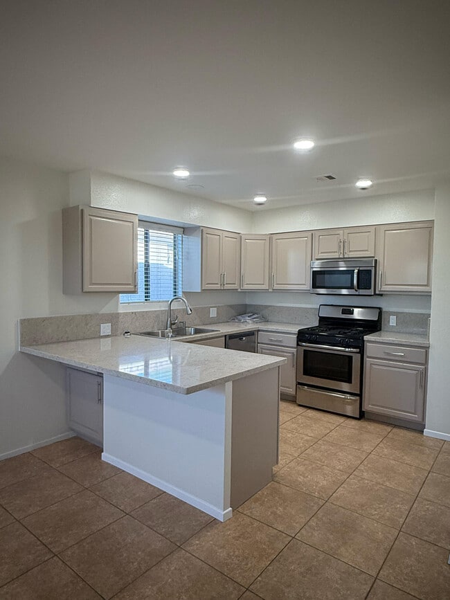 Photo - 79251 Ave 42 Unit 3