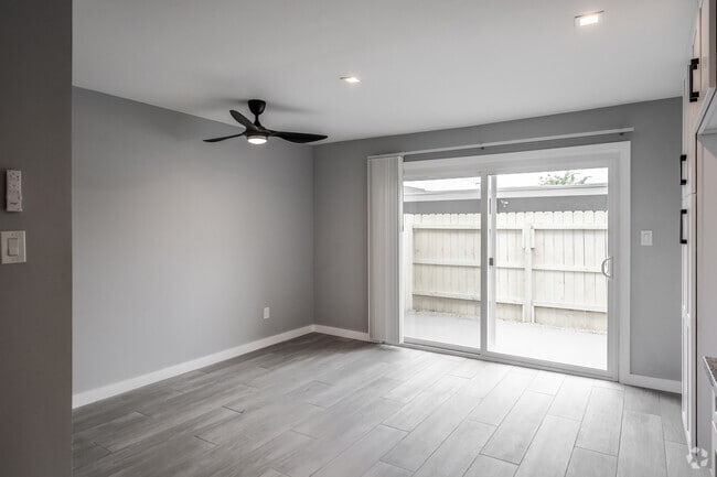 3BR, 2BA - 1,273SF - Dining Room - Orangefair Village