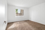 1BR, 1BA - 705SF - Bedroom - Stonegate Apartments