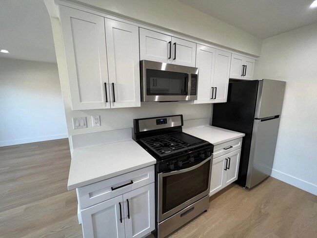 Building Photo - 4159 Elenda St Rental