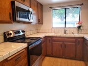 Photo - 615 Brookview Way