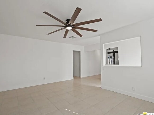 Photo - 2140 E Hildy Ln