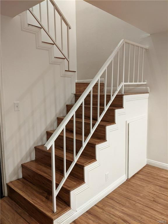 Photo - Updated 3br 2.5 bath near shopping & freeways Unit 1