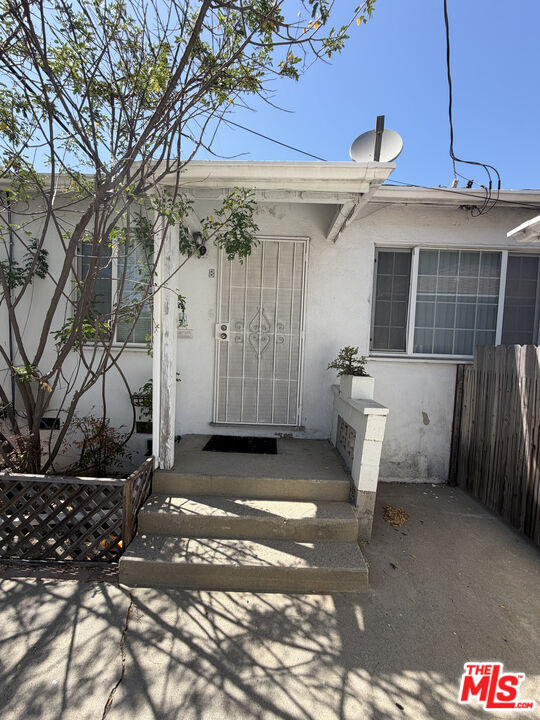 Building Photo - 1840 10th St Unit B