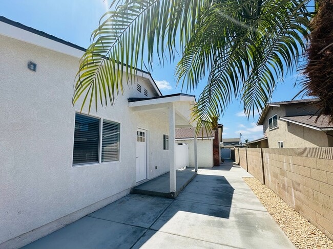 Willow Cir - Willow Cir Apartment Unit A