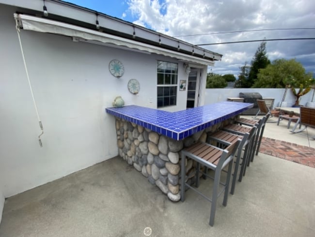 Photo - 1 Sylvian Ln