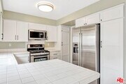 Photo - 10239 White Oak Ave Unit 1