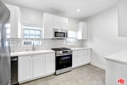Photo - 1359 Cloverdale Ave