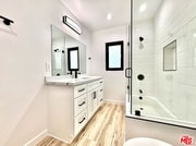 Photo - 121 Crescent Dr Unit A