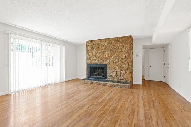 Photo - 12246 Montana Ave Unit 206