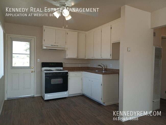 Photo - 43310 51st St W