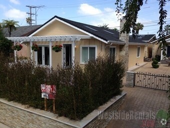 Building Photo - 10865 Oregon Ave Rental