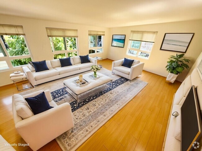 Building Photo - 4L St Charles Unit 1114 1/2 Rental