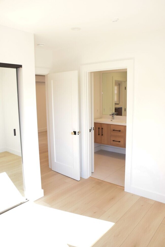 Photo - 317 Ocean Park Blvd Unit 321