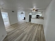 Photo - 1523 Woodpine Dr