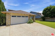 Photo - 5516 Bluebell Ave