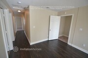 Photo - 1353 W 60th St House