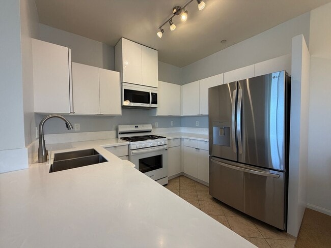 Photo - 13941 Sherman Way Unit 402