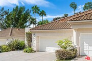Photo - 602 Palisades Dr Townhome