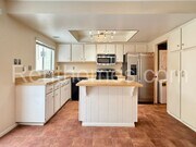 Photo - 7679 Stalmer St