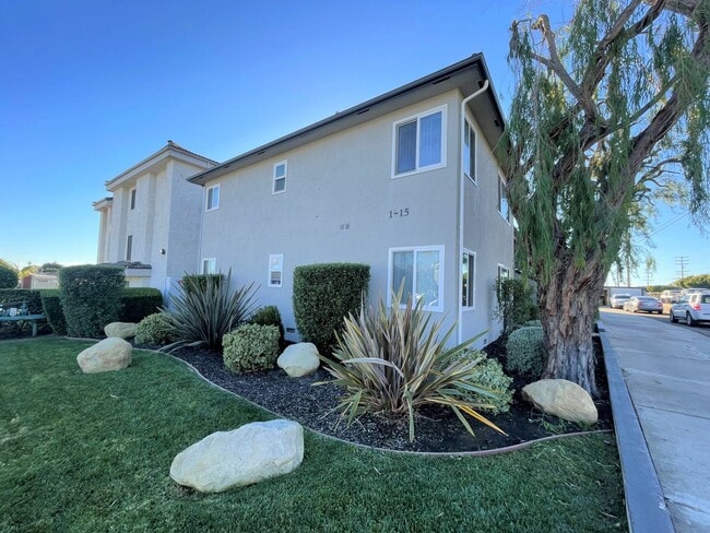 1-15 College Drive - 1-15 College Drive Apartment Unit 9 College Drive