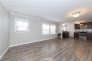 Photo - 3102 Kenwood Ave Townhome