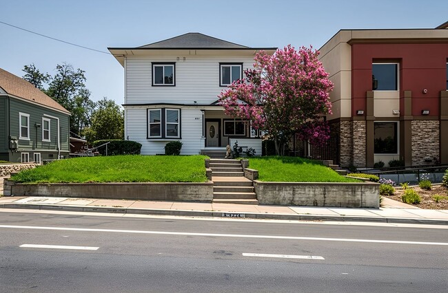 Photo - 4224 Brockton Ave