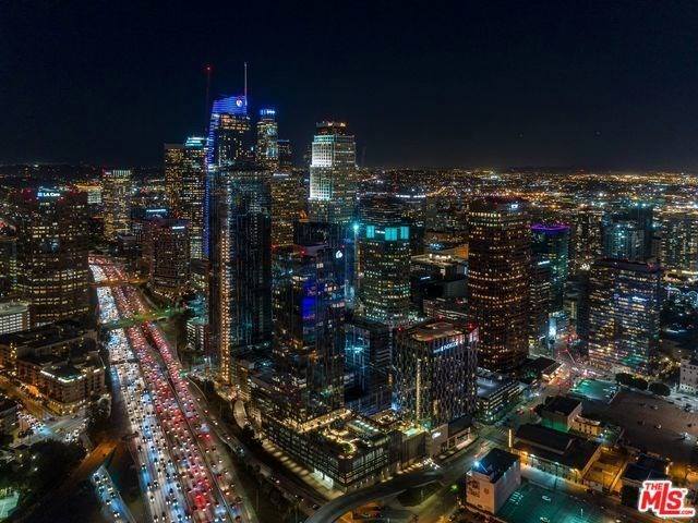 FURNISHED LUXURY RENTAL IN THE HEART OF DTLA - 889 Francisco St Unit 1010