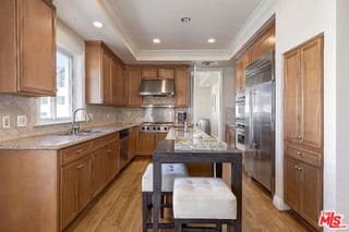 Photo - 132 S Maple Dr