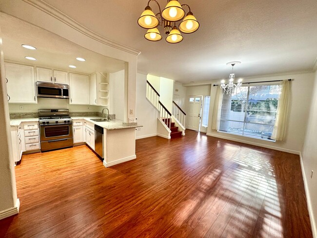 Photo - Beautiful 2 Story, 2 Bedroom plus Large Loft Condo in Aliso Viejo