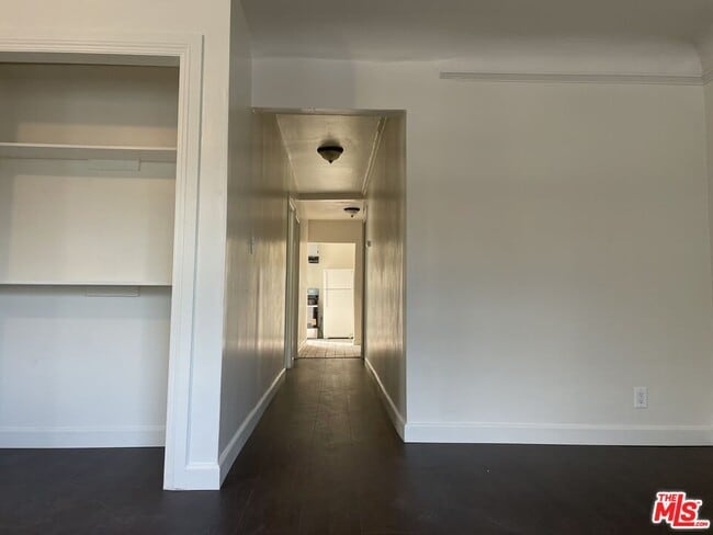 Photo - 2309 S Budlong Ave