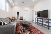 Photo - 4557 Pickford St Unit 4559 1/2