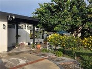 Photo - 917 Helmsdale Ave